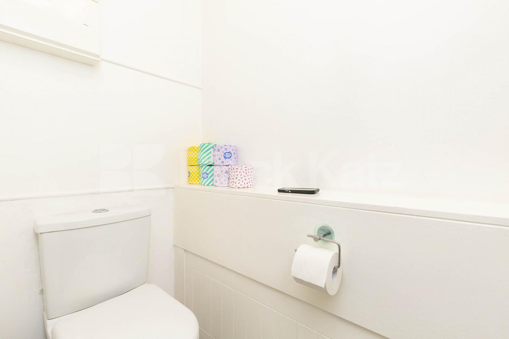 			3 Bedroom, 1 bath, 1 reception Flat			 Crayford Road, Holloway